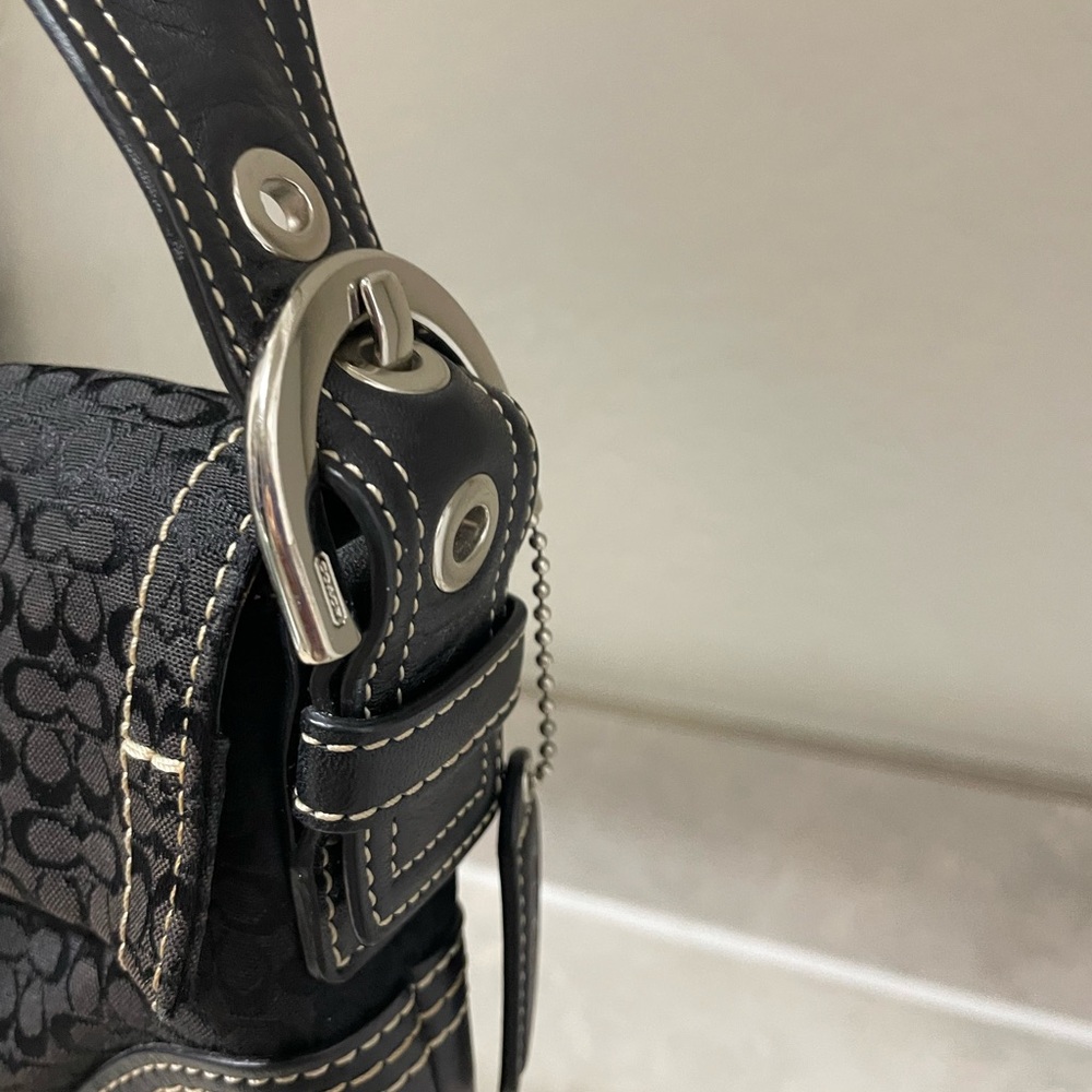 Vintage 2005 Coach Black Shoulder Bag with Silver Accents - Picture 2 of 13